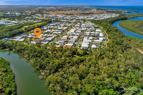 Property photo of 8 Creek View Place Pelican Waters QLD 4551