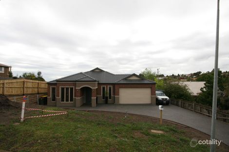 36 James Cook Dr, Wandana Heights, VIC 3216