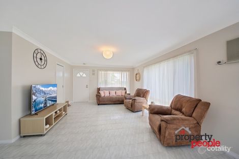 Property photo of 1 Podargus Place Ingleburn NSW 2565