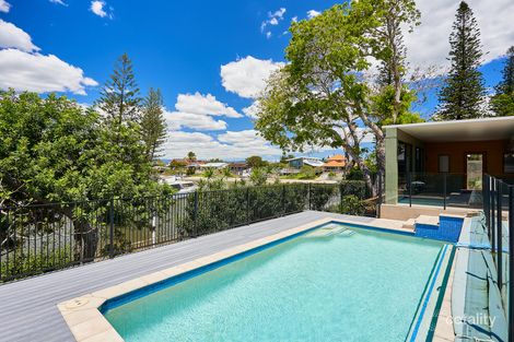 Property photo of 16 Andrew Avenue Broadbeach Waters QLD 4218