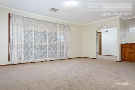 Property photo of 21 Gardenia Avenue Lake Albert NSW 2650