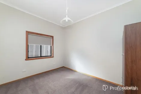 Property photo of 26 Clarendon Street Hamilton VIC 3300