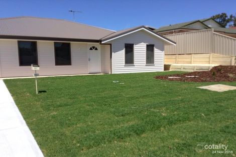 Property photo of 1/4 Hall Rise Yakamia WA 6330