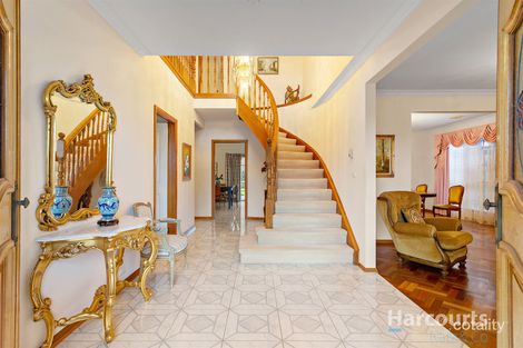 Property photo of 14 Brabham Drive Mill Park VIC 3082