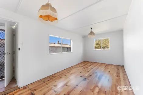 Property photo of 46 Vincent Avenue St Albans VIC 3021