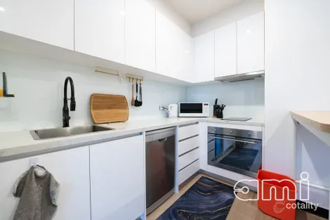 Property photo of 105/535 Flinders Lane Melbourne VIC 3000