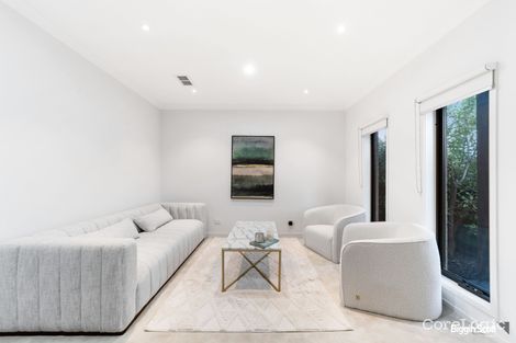 Property photo of 24 Abloom View Mickleham VIC 3064