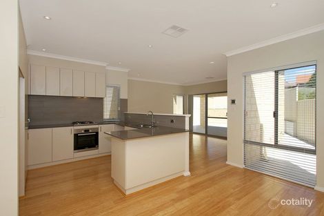 Property photo of 84 Mullaloo Drive Kallaroo WA 6025