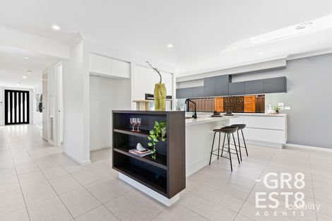 Property photo of 16 Fintona Crescent Cranbourne West VIC 3977
