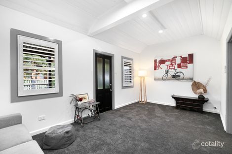 Property photo of 25 Lampe Avenue Wagga Wagga NSW 2650