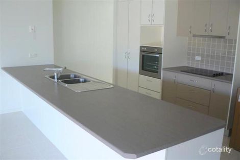 Property photo of 14 Lancaster Circuit Urraween QLD 4655
