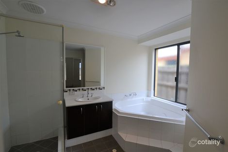 Property photo of 10 Birkett Circle Ellenbrook WA 6069