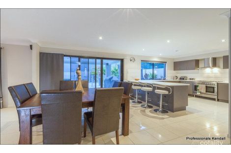 Property photo of 4 Stringybark Drive Molendinar QLD 4214