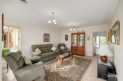 Property photo of 2 Scampton Court Highton VIC 3216