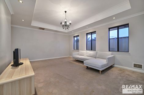Property photo of 30 Atanasoff Road Tapping WA 6065