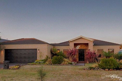 81 Palm Tree Dr, Safety Beach, VIC 3936