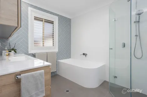 Property photo of 17 Helga Avenue Padstow NSW 2211