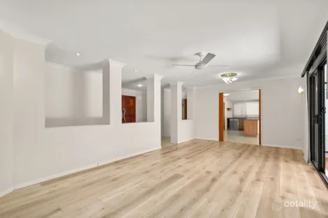 Property photo of 15 Daydream Street Redland Bay QLD 4165
