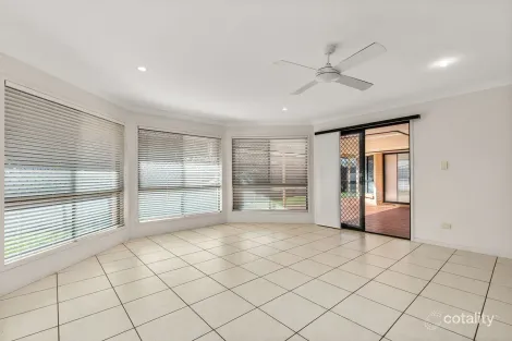 Property photo of 15 Daydream Street Redland Bay QLD 4165