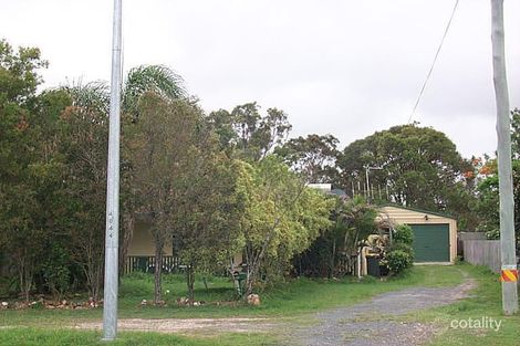 625 Boat Harbour Dr, Urangan, QLD 4655