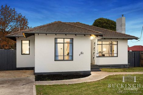 Property photo of 11 Shakespeare Grove Heidelberg Heights VIC 3081