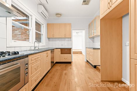Property photo of 1/7 Forster Road Mount Waverley VIC 3149