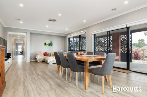 Property photo of 11 Amelia Court Drouin VIC 3818