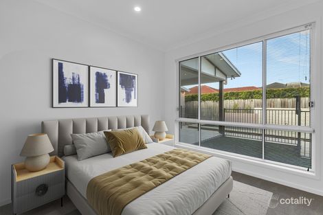 Property photo of 64 Barcoo Crescent Sinnamon Park QLD 4073