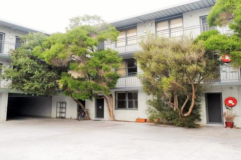 Property photo of 9/912 Drummond Street Carlton North VIC 3054