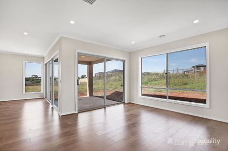 Property photo of 20 Warwick Way Drouin VIC 3818