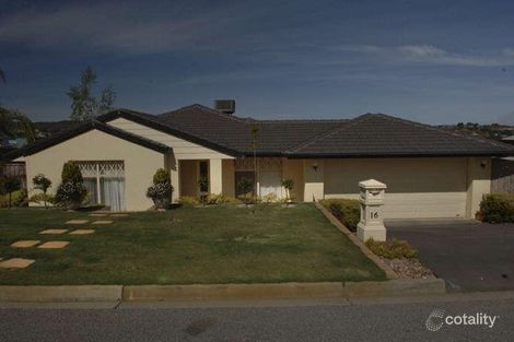 Property photo of 16 Ayles Court Greenwith SA 5125