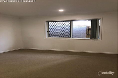 Property photo of 62 Mackellar Way Walloon QLD 4306