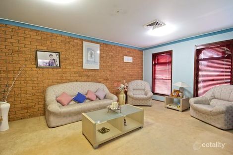 Property photo of 2 Culmone Close Edensor Park NSW 2176