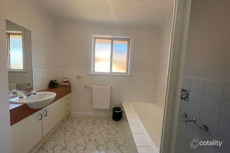 Property photo of 4 Lana Way Maribyrnong VIC 3032