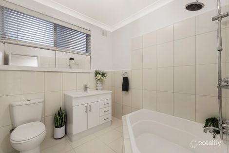 Property photo of 33 Highview Crescent Macleod VIC 3085