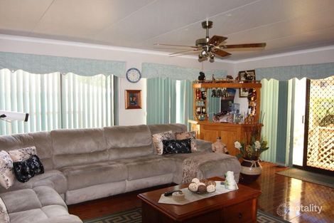 Property photo of 7 Emex Place Macquarie Fields NSW 2564