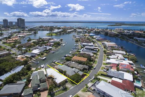 Property photo of 7 Vaggelas Crescent Biggera Waters QLD 4216