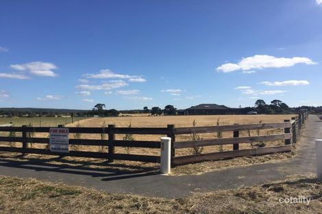 3 Sunrise Ct, Haddon, VIC 3351