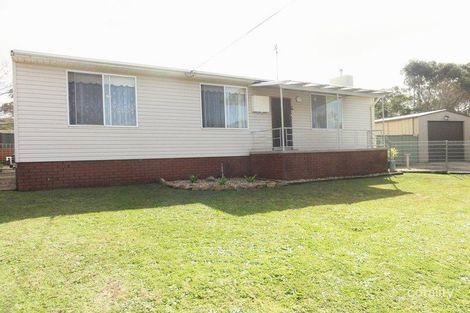 2 Hessell St, Unanderra, NSW 2526