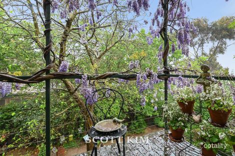 4 Chestnut Pl, Chadstone, VIC 3148