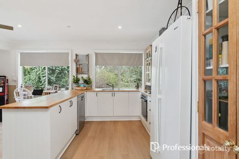 Property photo of 11 Willcox Street Chidlow WA 6556