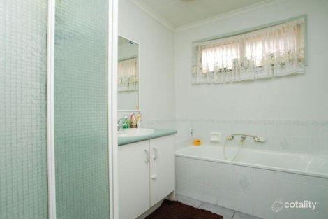 Property photo of 7 Conroy Place Roxburgh Park VIC 3064