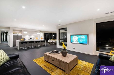 Property photo of 5 Flowerbloom Crescent Clyde North VIC 3978