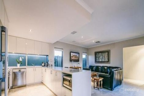 Property photo of 2 Anguilla Gardens Iluka WA 6028