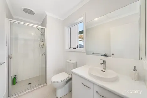 Property photo of 4/6 Hindmarsh Road Murray Bridge SA 5253
