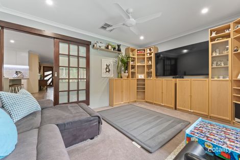 Property photo of 11 Barred Corner Baldivis WA 6171