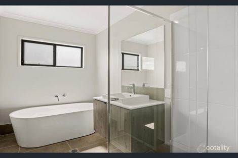 Property photo of 28 Tofoni Place Richlands QLD 4077