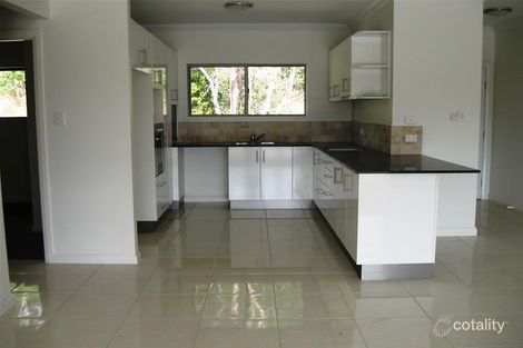 Property photo of 1/3 Deloraine Close Cannonvale QLD 4802