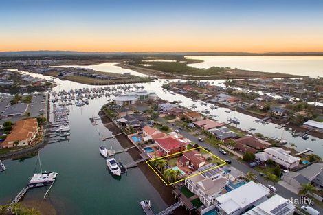 42 Courageous Ct, Newport, QLD 4020