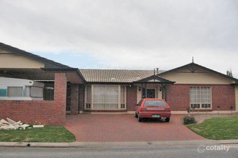 2 Michigan Ct, West Lakes, SA 5021